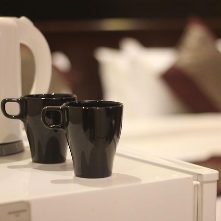 Taleen Alaqiq Hotel Apartments Рияд Екстериор снимка