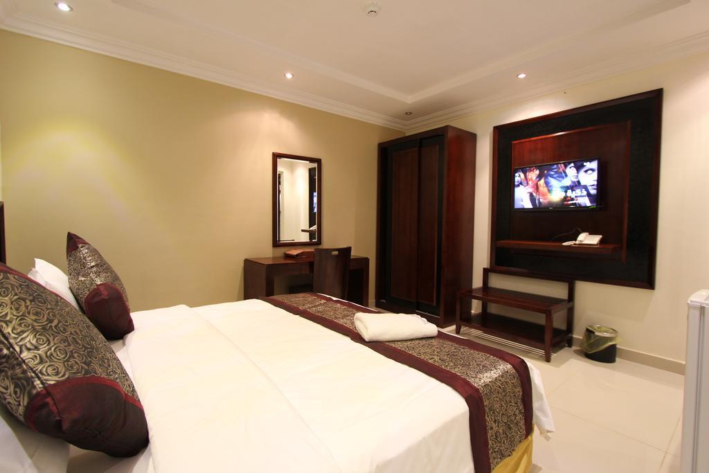 Taleen Alaqiq Hotel Apartments Рияд Стая снимка