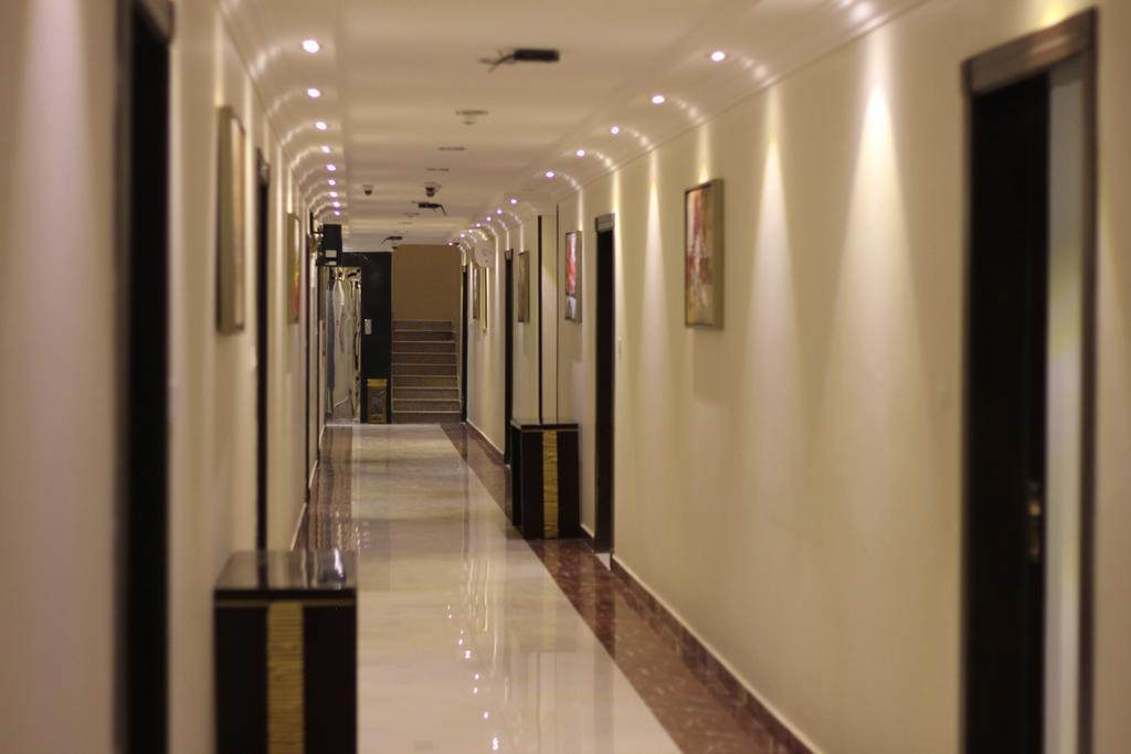 Taleen Alaqiq Hotel Apartments Рияд Екстериор снимка
