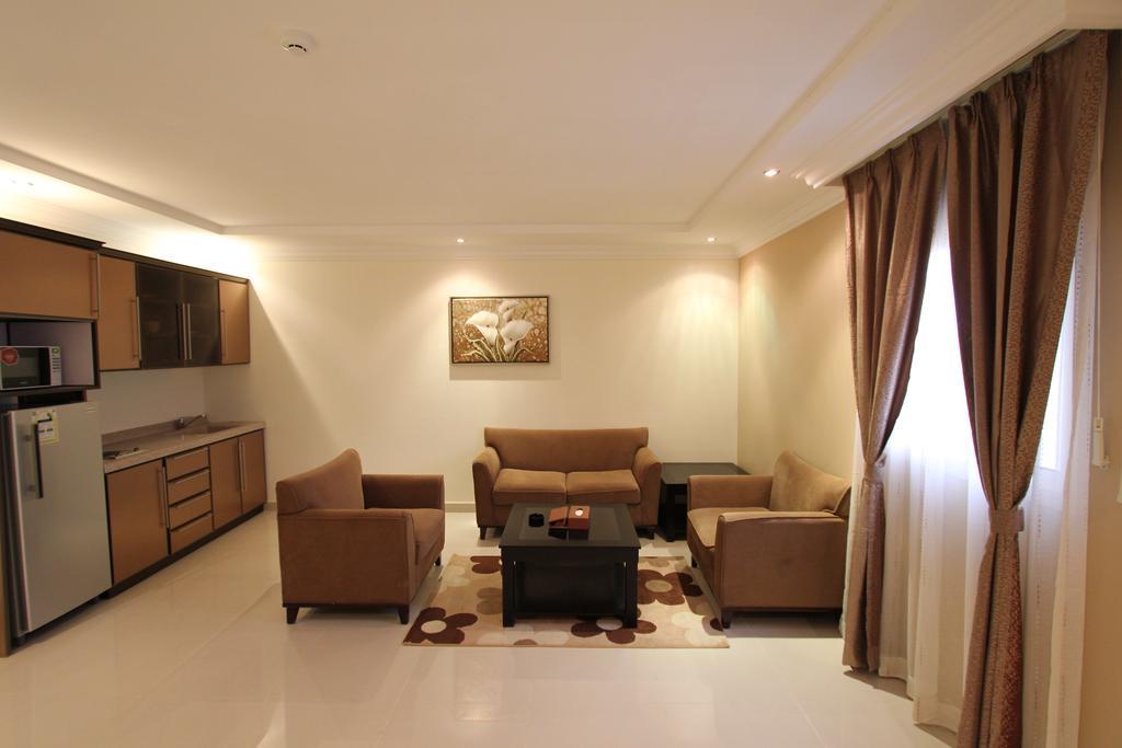 Taleen Alaqiq Hotel Apartments Рияд Стая снимка